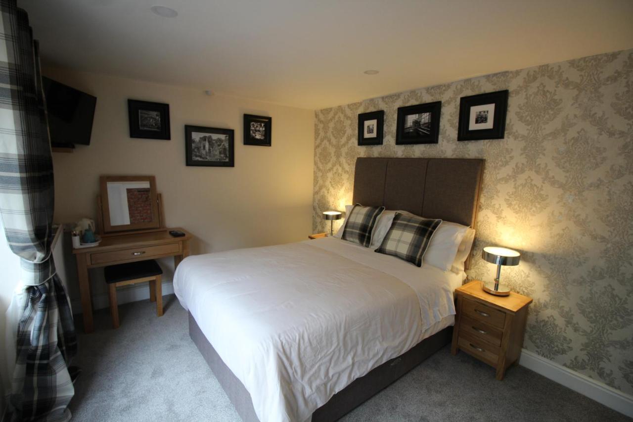 The Clothiers Arms Hotell Stroud  Exteriör bild